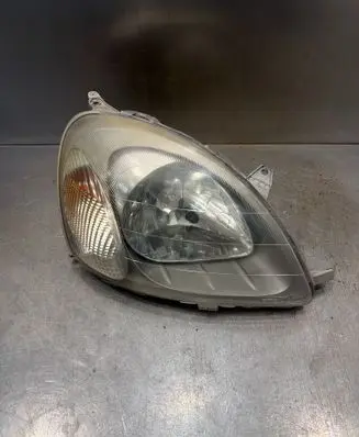 Toyota Yaris Headlight/headlamp 