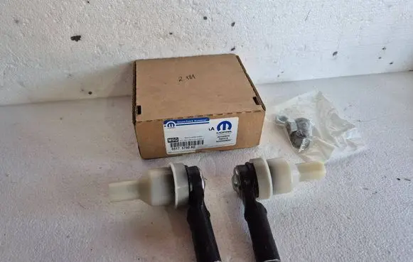 Dodge RAM 1500 DS Steering tie rod 5175790AE