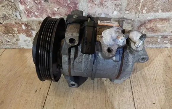 Jeep Grand Cherokee Air conditioning (A/C) compressor (pump)