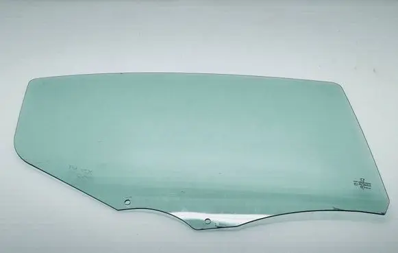 Peugeot 508 Rear door window glass E000189