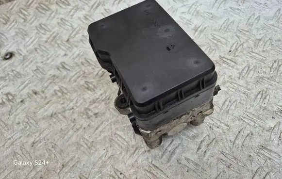 Toyota RAV 4 (XA20) ABS Pump 4451042080 8954142050 1338000020