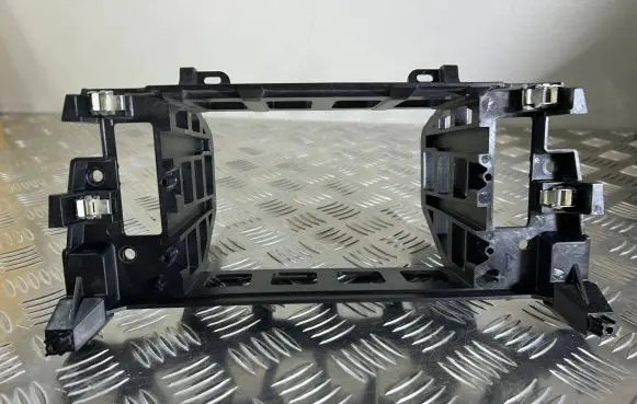 BMW 5 F10 F11 Radio/GPS head unit trim 9166665