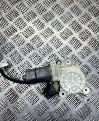 Mercedes-Benz E W211 Front door window regulator motor A2118203042 993627101