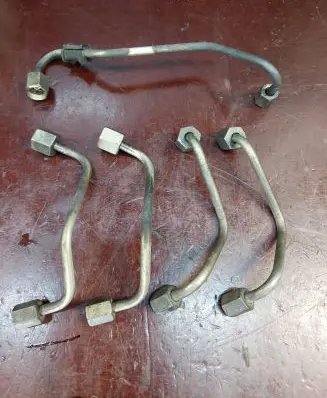Hyundai Sonata Fuel injector supply line/pipe 