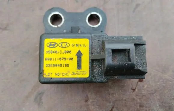 KIA Sportage ESP acceleration yaw rate sensor 956403J000