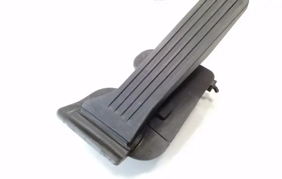 Mazda CX-5 Accelerator throttle pedal KD3141600