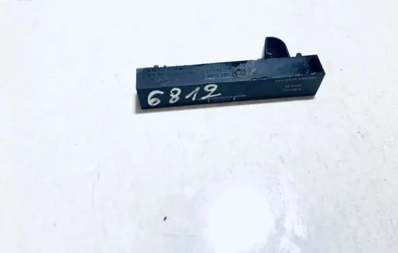Renault Megane II Antenna control unit 8200082278 s118541001