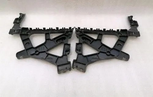 Audi A5 8T 8F Rear bumper mounting bracket 8T0807453B