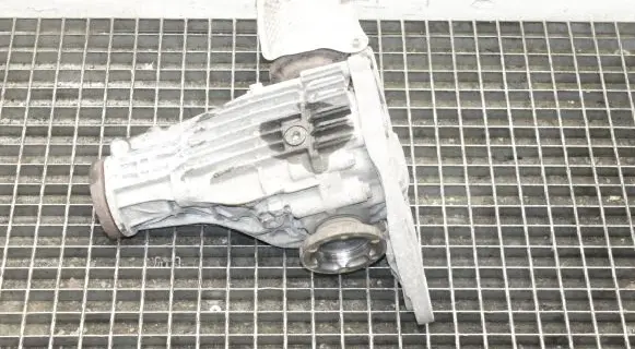 Audi A8 S8 D4 4H Rear differential 0BC500043J 4313