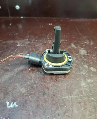 Audi A4 S4 B6 8E 8H Oil level sensor 1J0973703