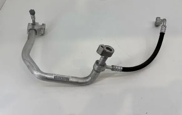BMW i3 Air conditioning (A/C) pipe/hose 17257811