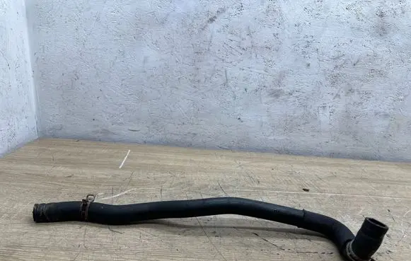 BMW 6 F06 Gran coupe Engine coolant pipe/hose 15476810
