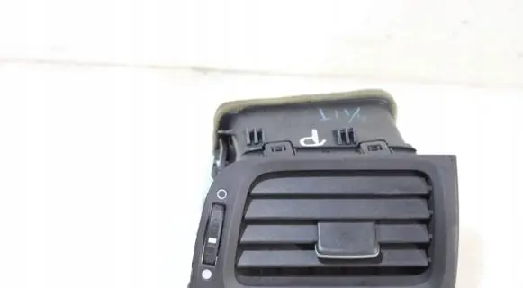 Honda Accord Dashboard side air vent grill/cover trim