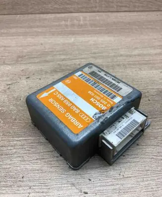 Audi A4 S4 B5 8D Airbag control unit/module 8A0959655C 0285001038 USED
