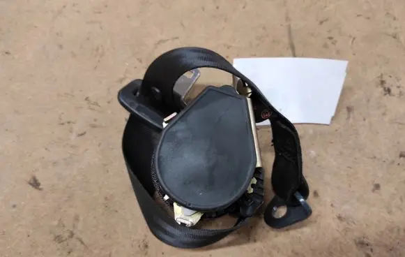 Citroen C4 I Middle seatbelt (rear) A509151AC14 4510215