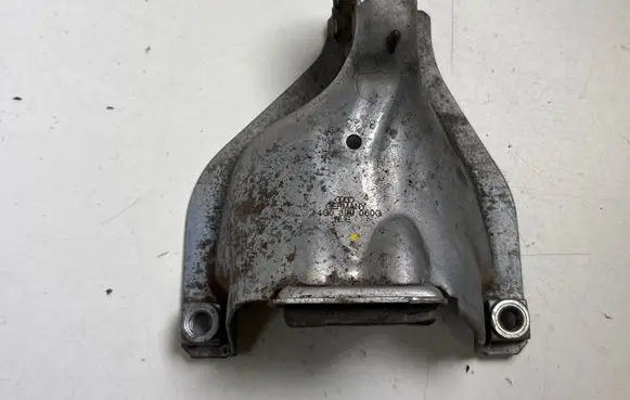 Audi A7 S7 4G Engine mounting bracket 4G0399060G