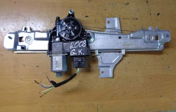 Peugeot 2008 I Rear door window regulator with motor 9806082280 0130822971 20150430