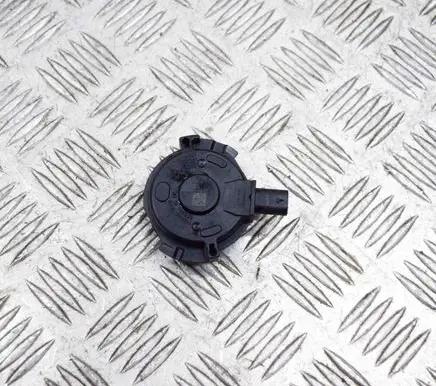 BMW 2 F22 F23 Crankshaft position sensor 7614288