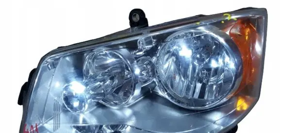 Chrysler Voyager Headlight/headlamp