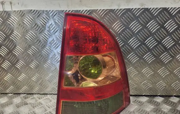 Toyota Corolla E120 E130 Rear/tail lights