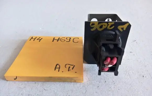 Peugeot 206 Heater blower motor/fan resistor 1212123