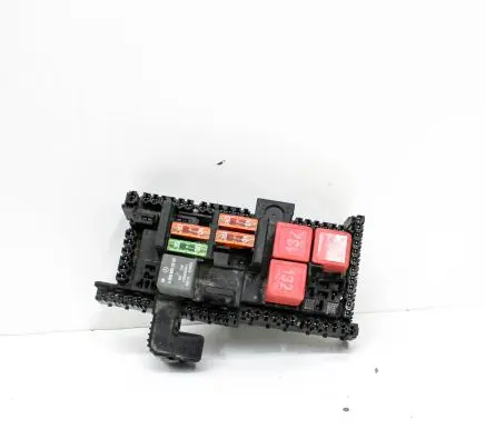 Mercedes-Benz C W205 Fuse box set A2059068501