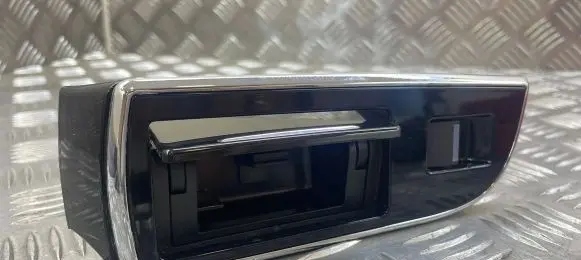 Jaguar XJ X351 Rear door ashtray AW9314B442AF M637C