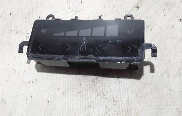 Volvo V60 Air conditioner control unit module 31674023