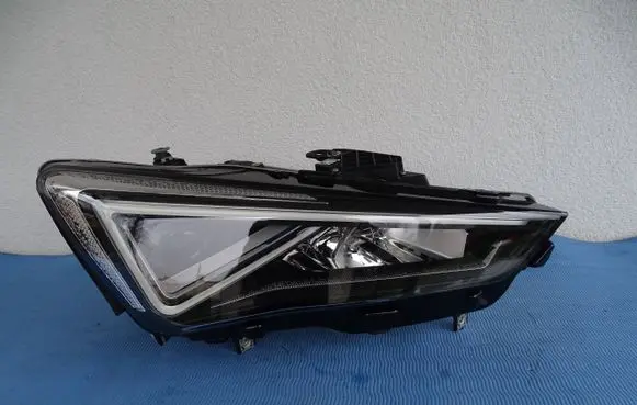 Seat Tarraco Headlight/headlamp 5FJ941008H