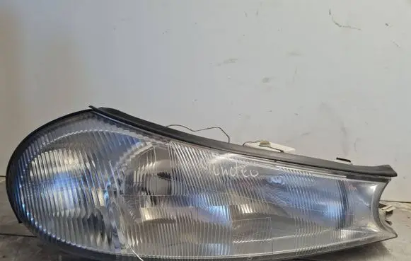 Ford Mondeo Mk III Headlight/headlamp 0301098206