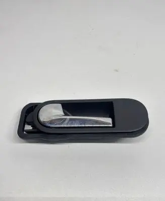 Volkswagen Golf Plus Rear door interior handle 5M0837197 CZVG5