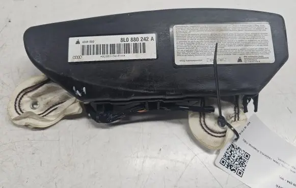 Audi A4 S4 B5 8D Seat airbag 8L0880242A