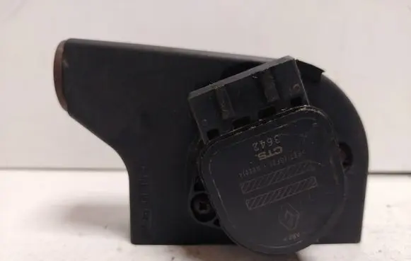 Renault Scenic I Acceleration sensor 235045