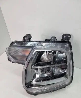Hyundai Staria Headlight/headlamp 92101CG100
