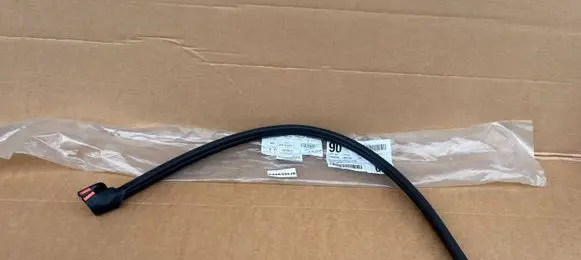 Mitsubishi L200 Front door rubber seal 5755A357