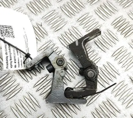 Volkswagen Touareg II Front door hinges set 8K0831402A