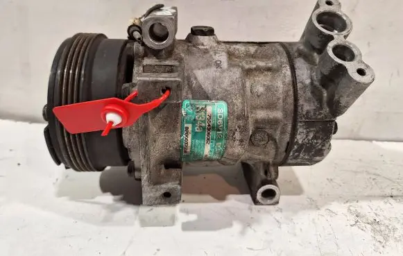 Renault Clio II Air conditioning (A/C) compressor (pump) 8200037058