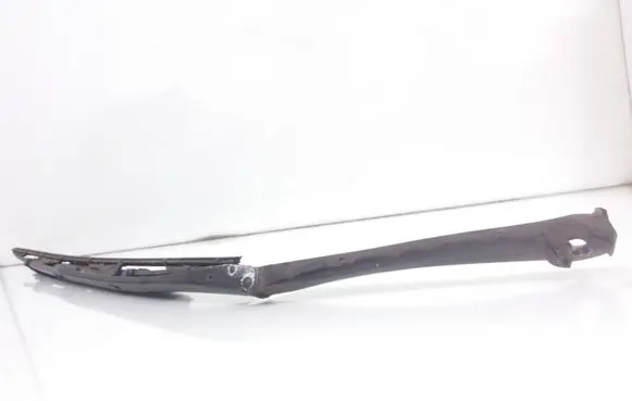 BMW 5 E39 Front wiper blade arm 8209879