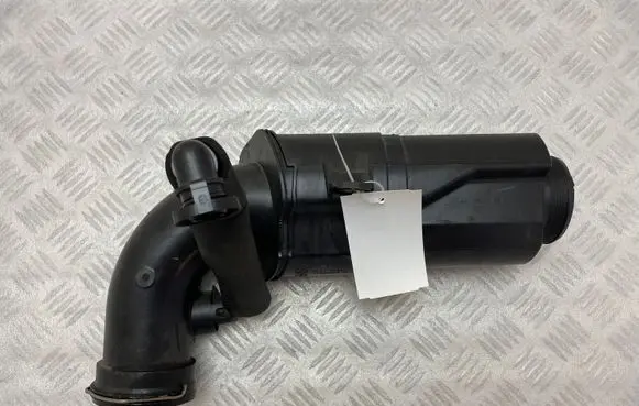 BMW 2 F46 Turbo air intake inlet pipe/hose 7619268