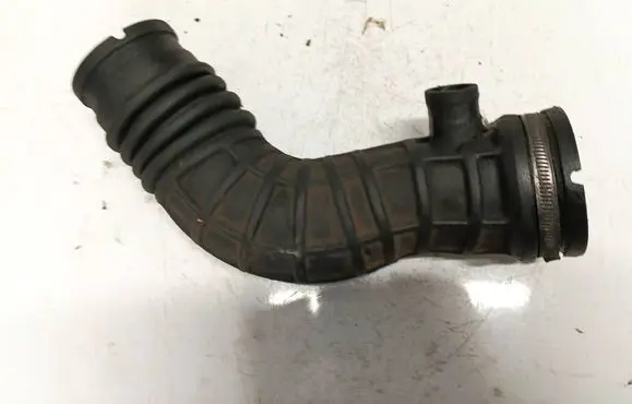 Alfa Romeo 155 Air intake hose/pipe