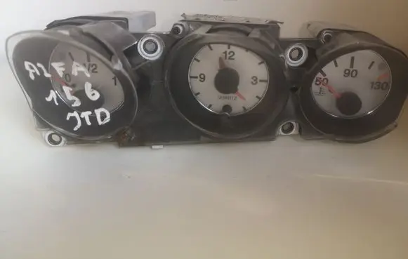 Alfa Romeo 156 Speedometer (instrument cluster) 60653714 6028129903