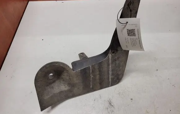 KIA Carens I Front mudguard