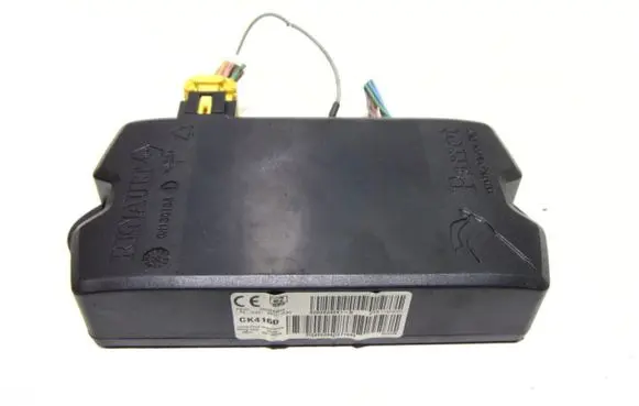 Renault Megane I Trunk lid opening control unit 