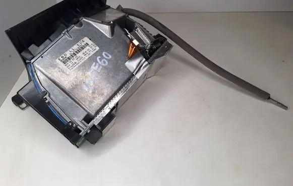 BMW 5 E60 E61 Head up display screen 62304128459