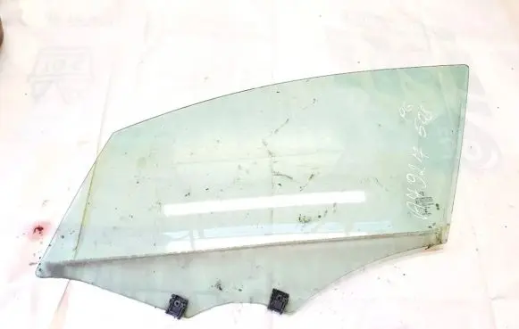 Peugeot 508 Front door window glass four-door