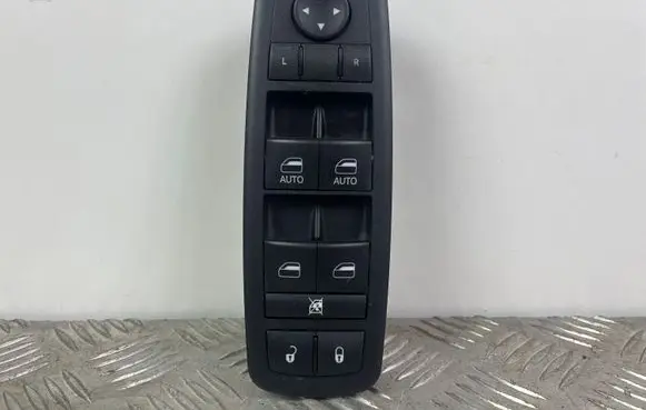 Jeep Grand Cherokee Electric window control switch 68319802AA