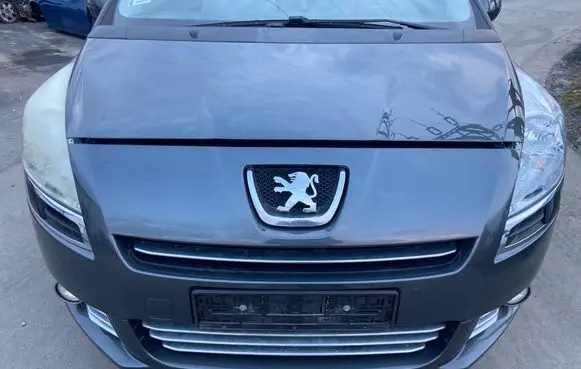 Peugeot 5008 Front piece kit 