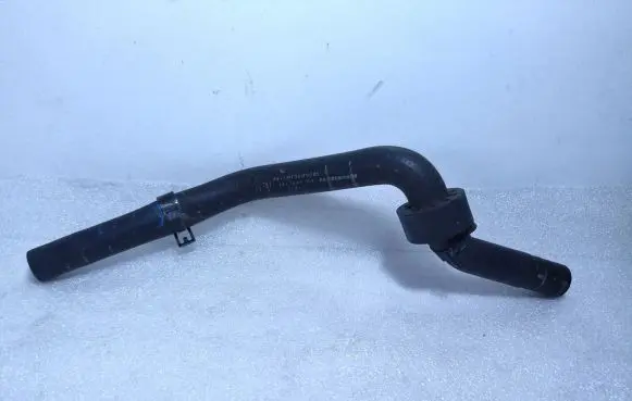 Volkswagen Touareg II Engine coolant pipe/hose 7P6121157G W782