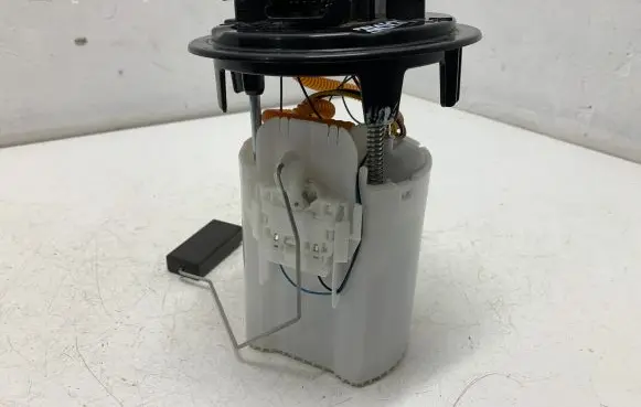 Opel Crossland X In-tank fuel pump A2C96593001 000977