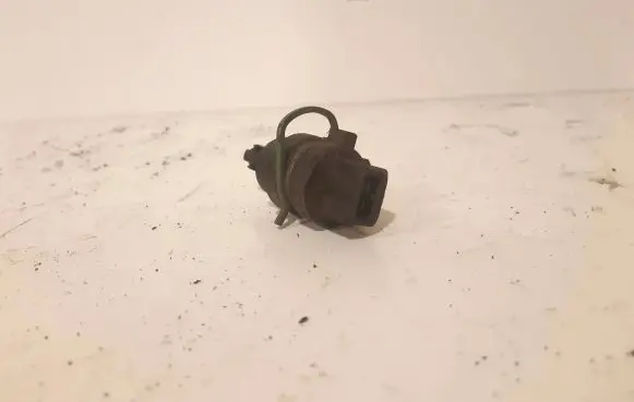 Volkswagen PASSAT B5 Intake air temperature sensor 028906081